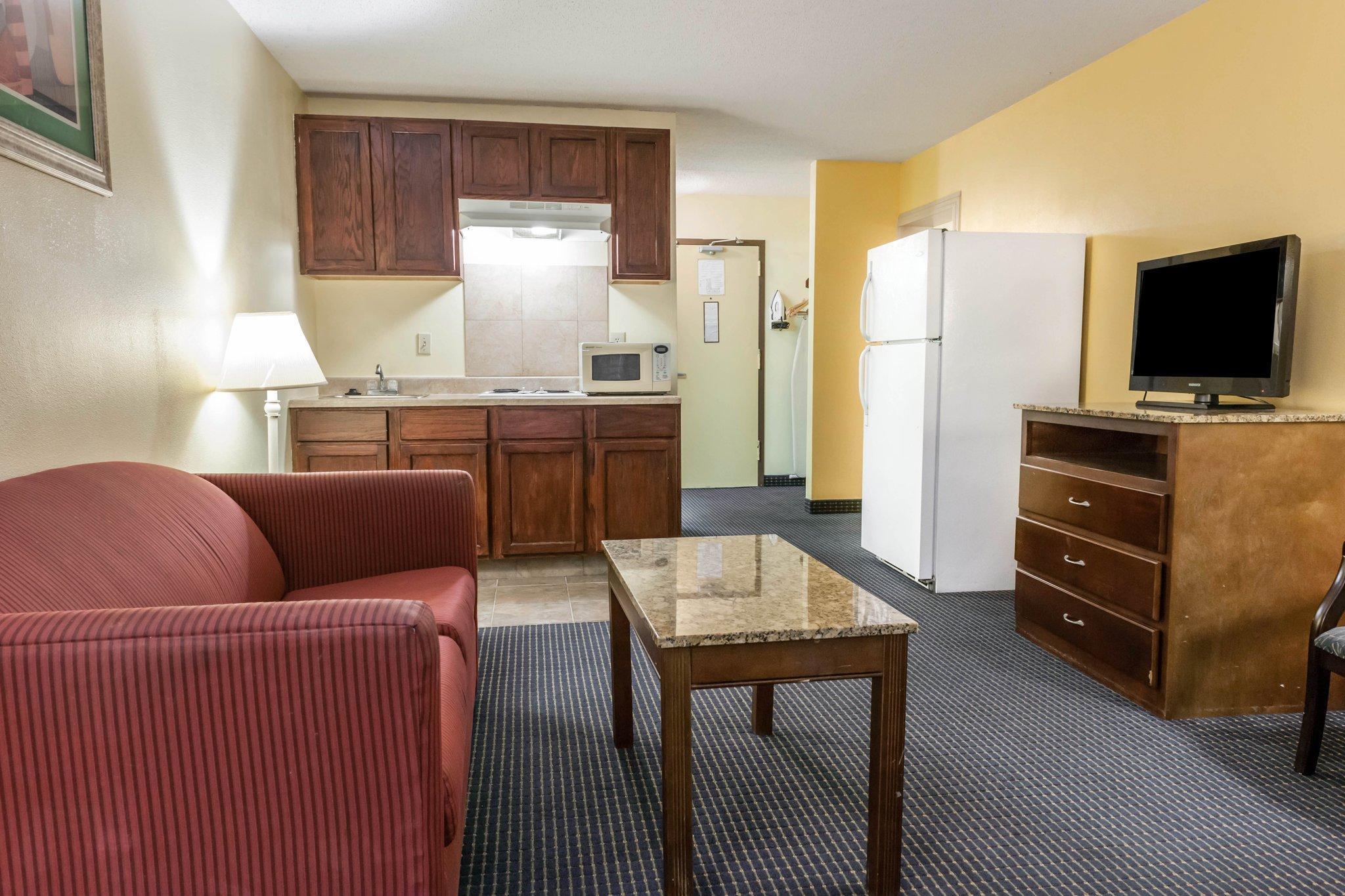 Quality Inn & Suites Lafayette I-65 Exterior foto